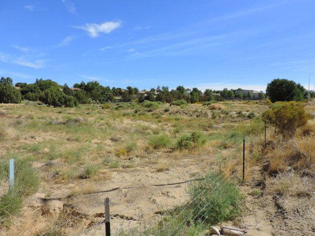 5001 Redwood Ave, Farmington, NM 87402